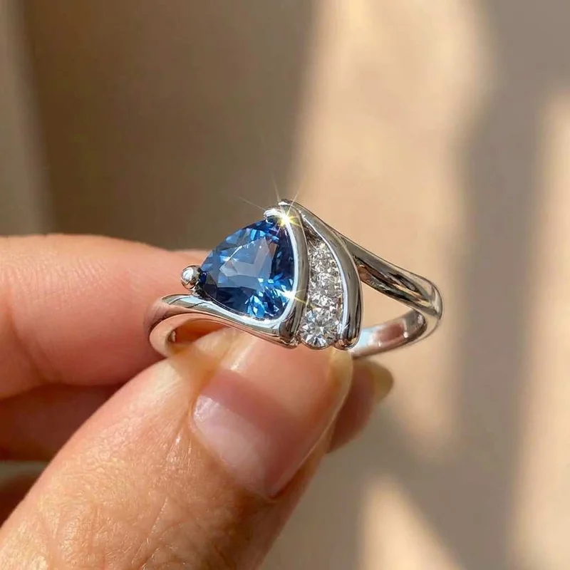 Women's 925 Sterling Silver Blue Triangle Zircon Engagement Ring