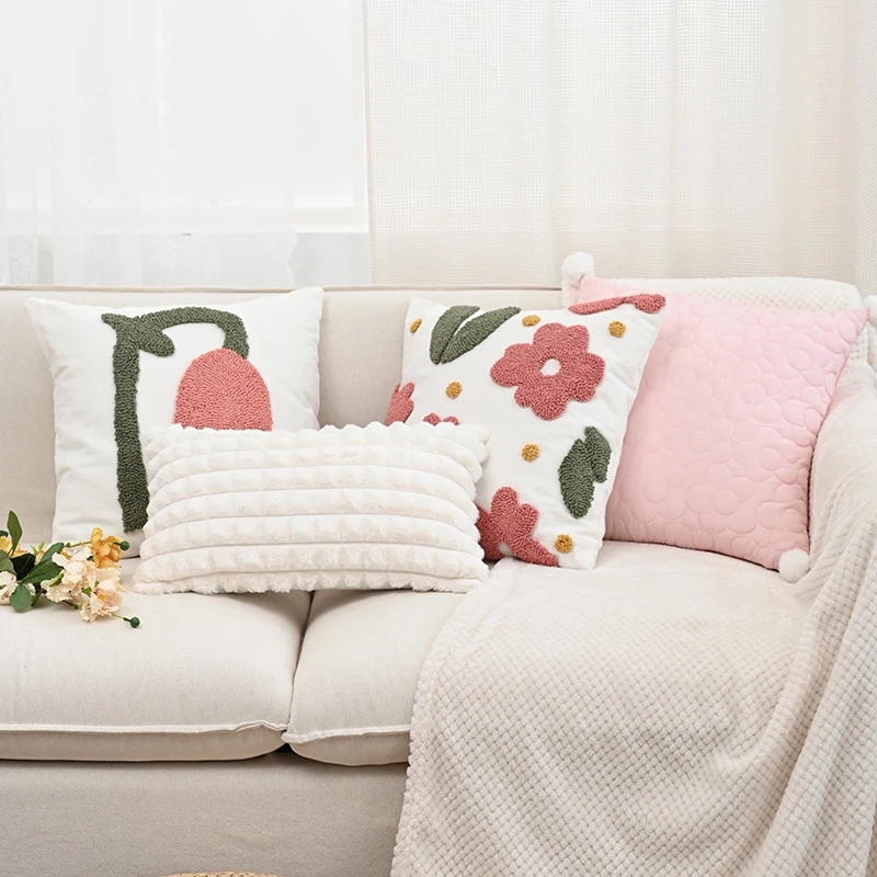 BUYNOW 1PC Solid Quilted Wreath Velvet Three-dimensional Flower Pillowcase Vintage LivingRoom Sofa Cushion Cover Home Decor