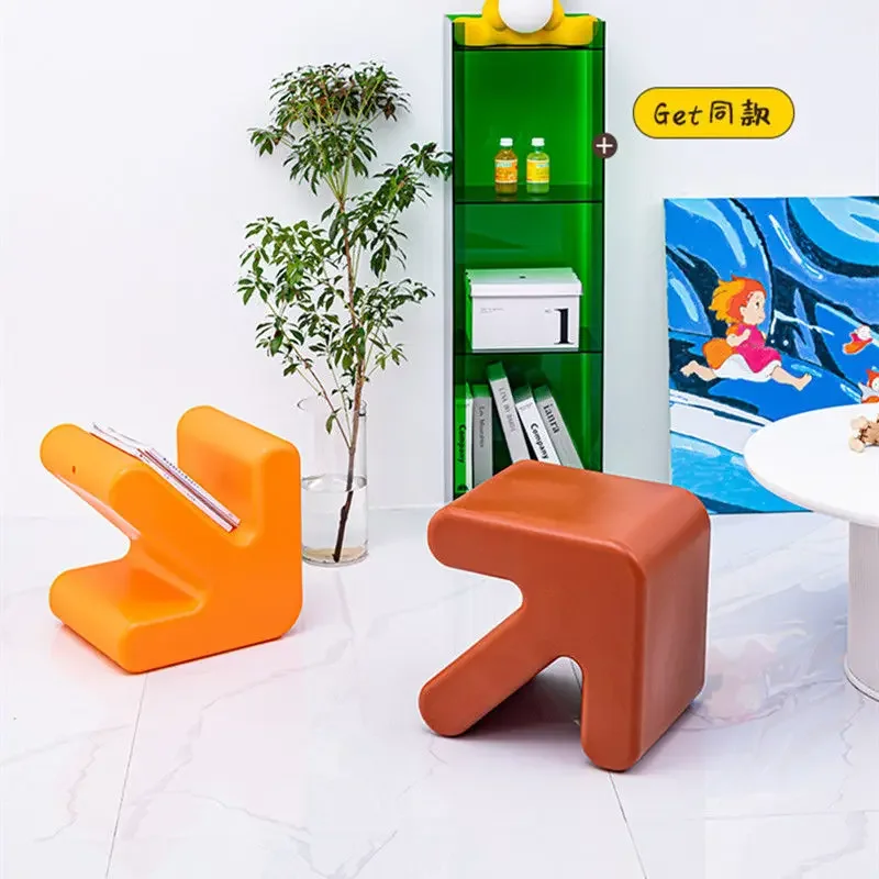 

Nordic small stool household bench creative arrow thickened plastic Stools Living room door shoe changing low Ottomans Furniture