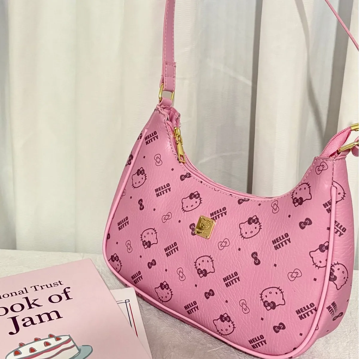 

Kawaii Hello Kitty мультфильм универсальная сумка для подмышек женская аниме Sanrio сердце девушки милая модная пригородная сумка подарок для девочек