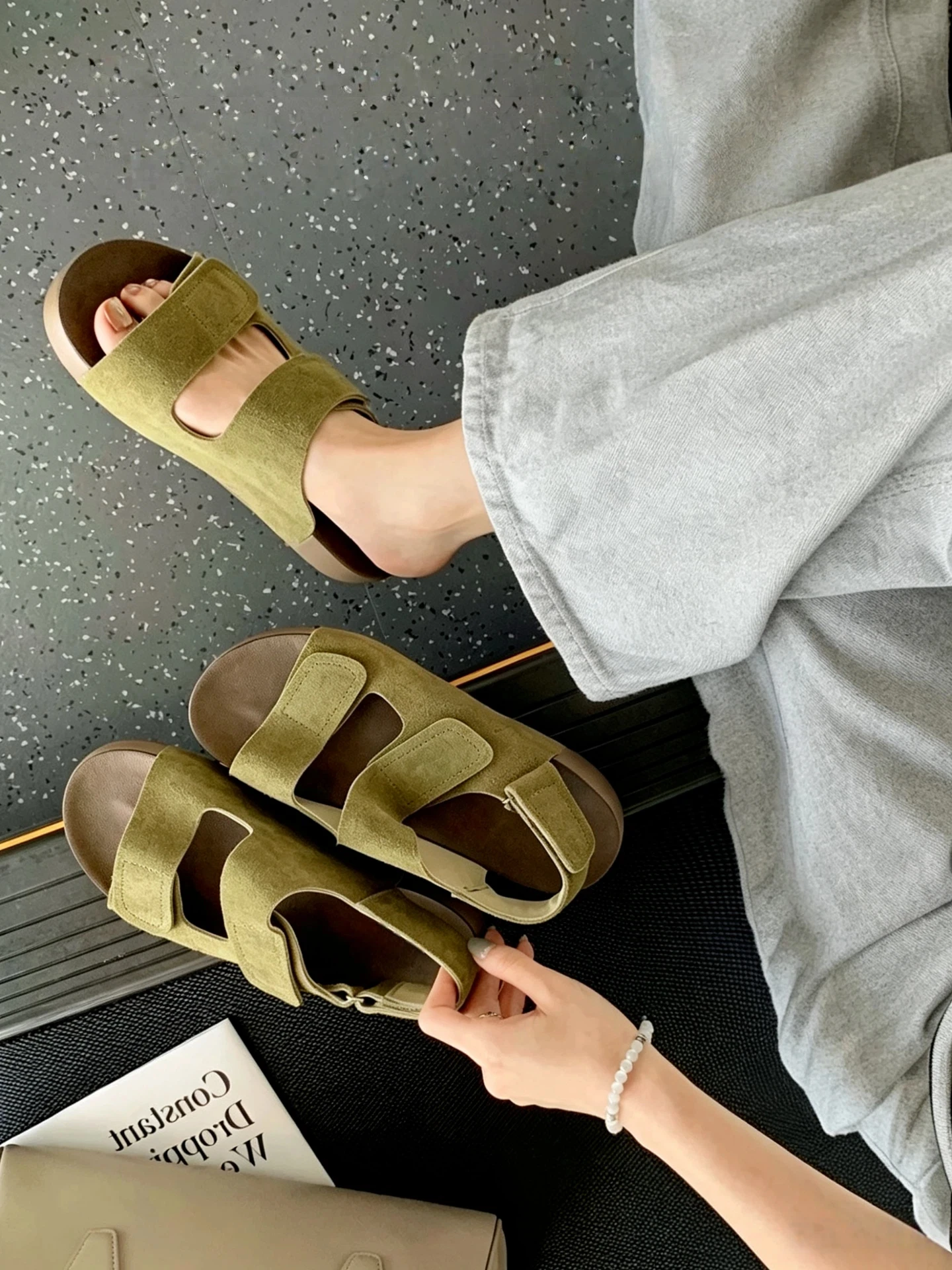 pantuflas-de-tacon-grueso-de-piel-vacuna-ultrasuave-para-mujer-sandalias-de-verano-con-cinta-magica-suela-blanda-estilo-romano-para-playa