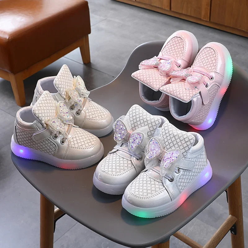 2024 New Arrival Children\'s Casual Sports Shoes with Lights Luminous Shoes Fashion Bow Running Shoes Led Light Kid\'s Sneakers