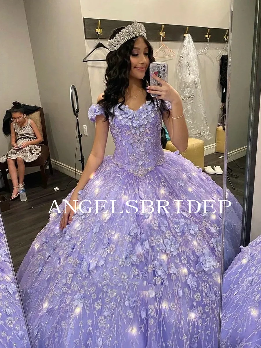 

ANGELSBRIDEP Mexico Lilac Sweetheart Quinceanera Dress 2025 Lace Appliques Corset Prom Dress 3D Flowers Ball Gown Sweet 16 Party