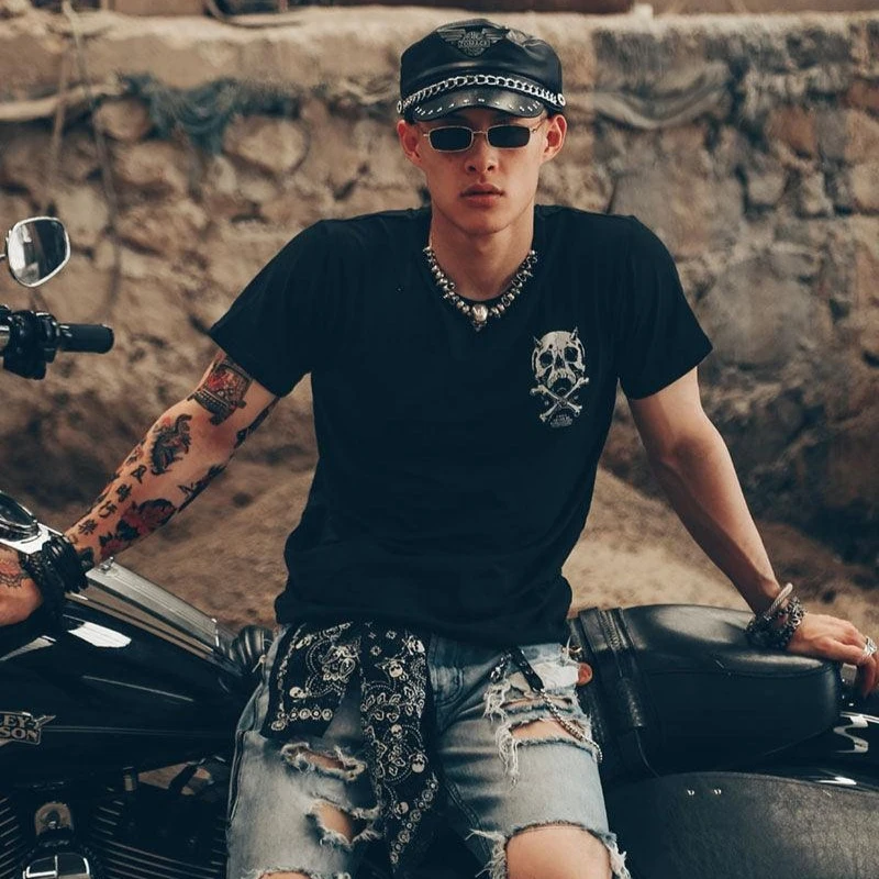 

Skull Pioneer Rock Punk Graphic T-Shirt Retro Heavy Metal Motorcycle Style Breathable Quick-drying Fadeless Casual Large T-Shirt