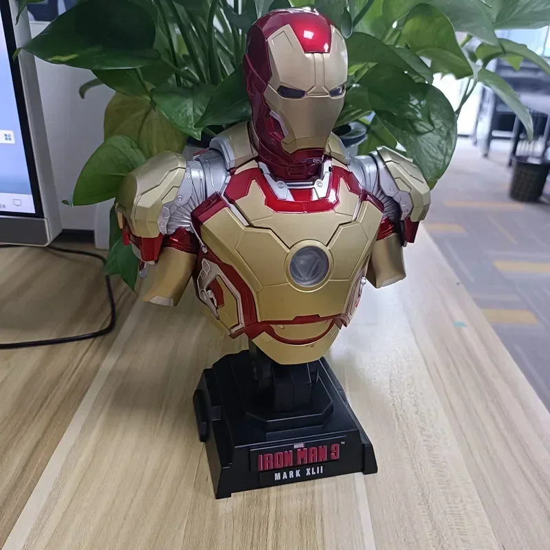 Superheld 23 cm Ironman Iron Man Mark MK7 MK42 MK43 1/4 Kopfbüste Porträt mit LED-Lichtfigur PVC-Statue Sammlerstück Modellspielzeug