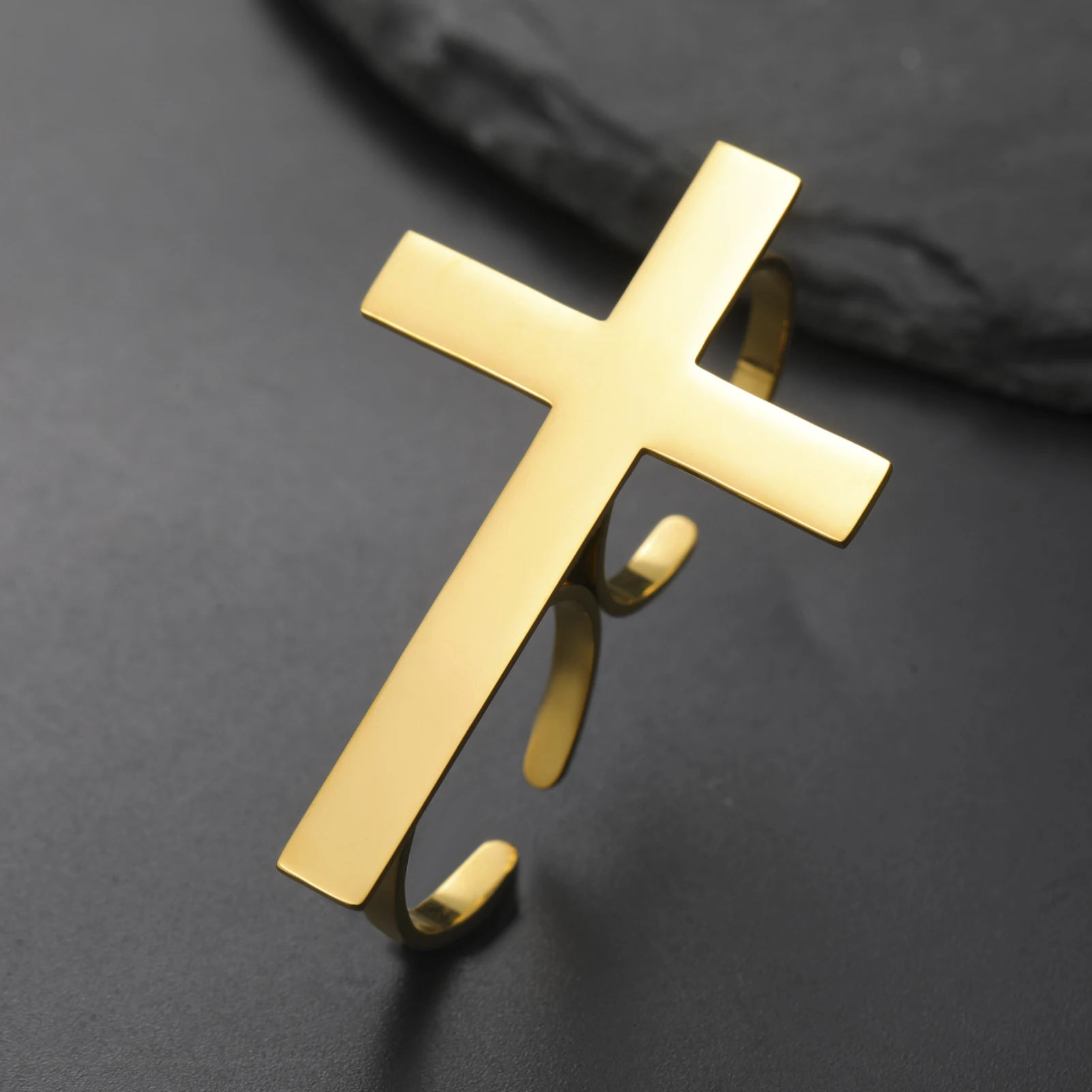 Kreuz personalisierter Namensfingerring individuelles Geschenk für Frau Männer Goldfarbe Edelstahl Jesus christliches Amulett Talisman Schmuck – Detail 15