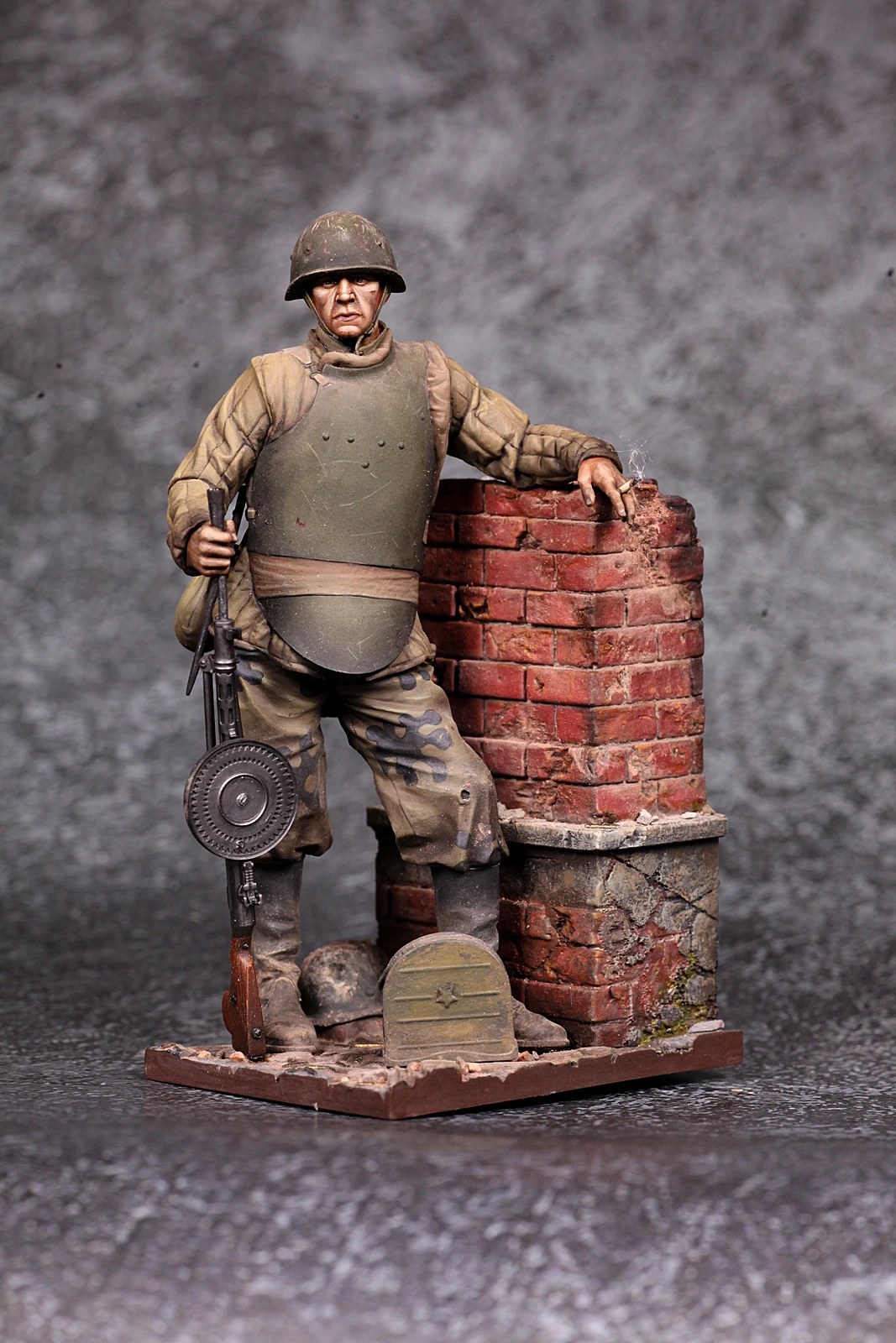 1/35 Resin Model Figure GK, Unassembled and unpainted kit