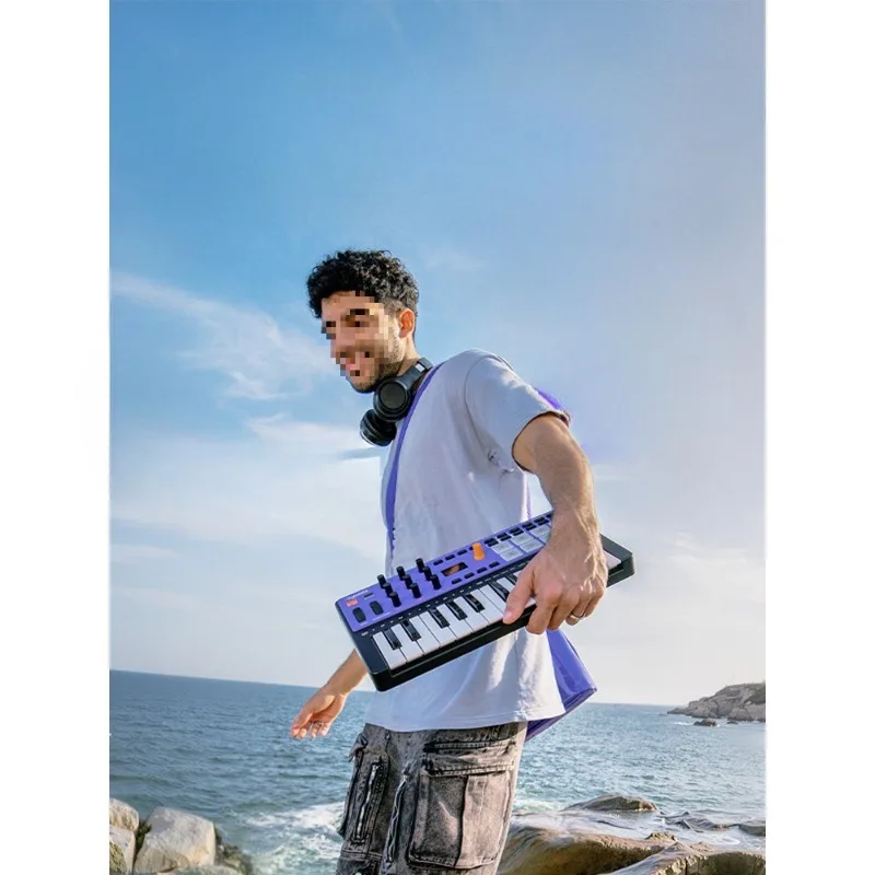Keyboard dj band backing track arranger portable bluetooth wireless controller