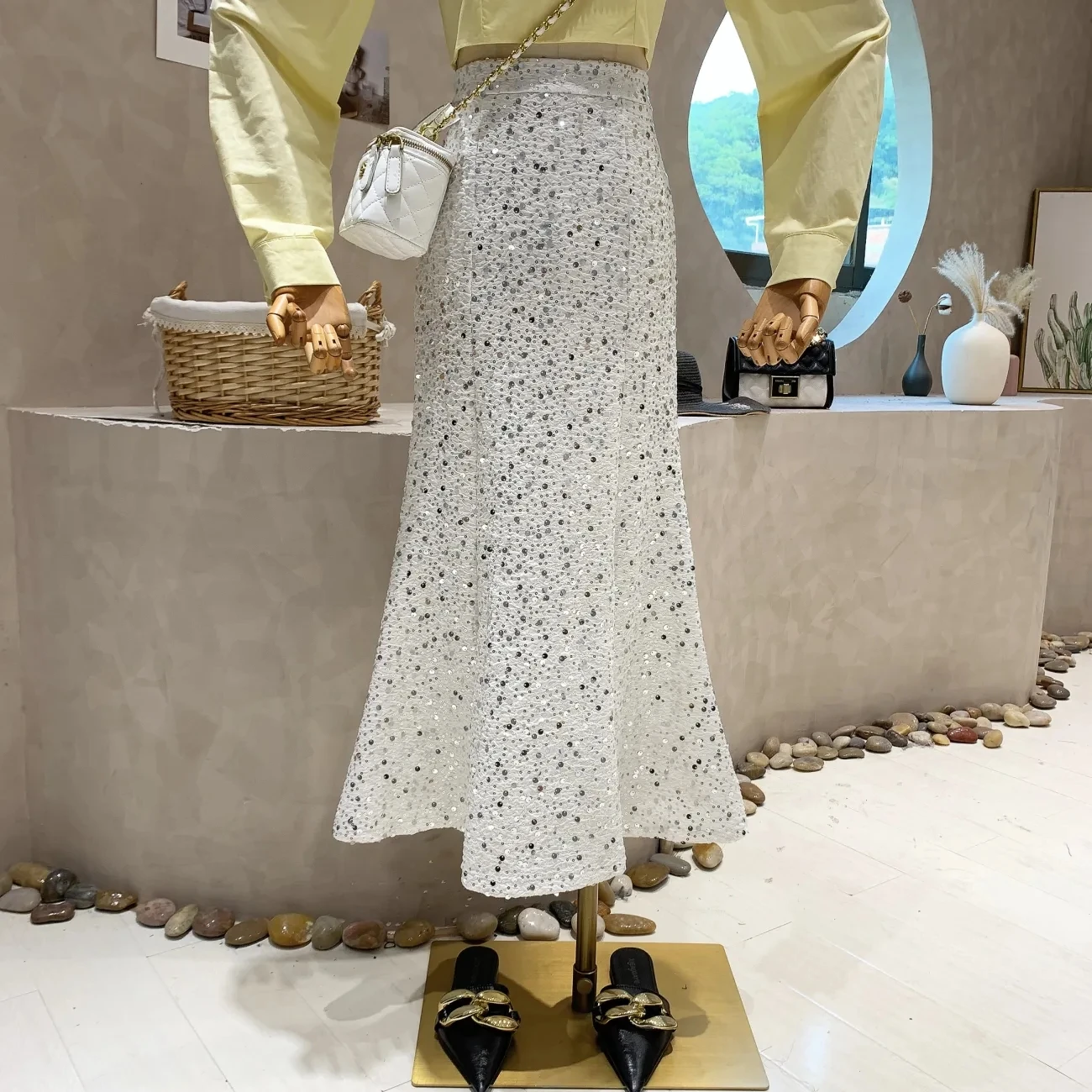 

Women's 2024 Spring New High-Waisted Sequin Fishtail White Black Ladies Skirt