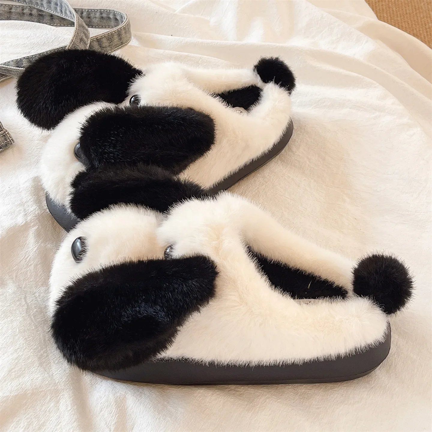 

Cute Cartoon Dog Plush Slippers Women's Winter Home Indoor Thick Bottom Cotton Slippers Warm Cover Head Anti-slip Home Slippers
