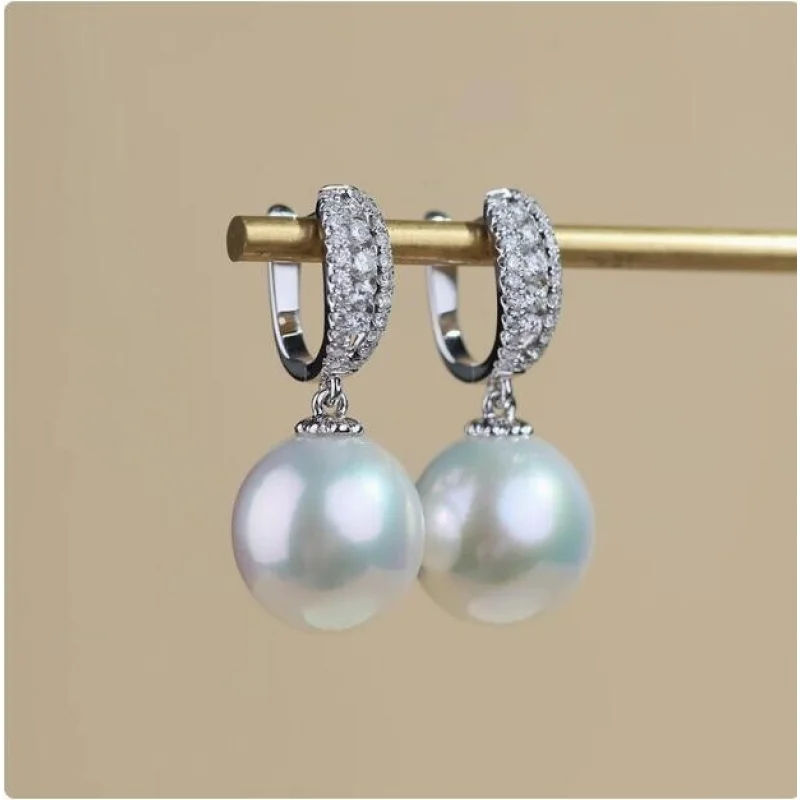 

ИДЕАЛЬНЫЕ СЕРЬГИ С БЕЛЫМ КРУГЛЫМ ЖЕМЧУГОМ ЮЖНОГО МОРЯ 10–11 ММ 925S