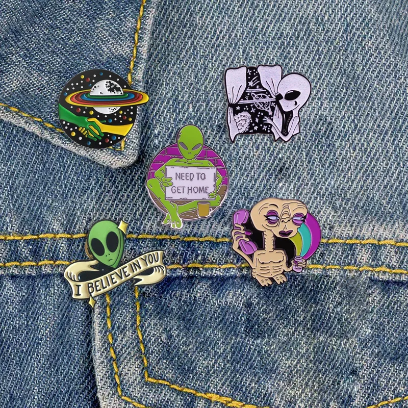 Cartoon Cute Alien Enamel Pin Spaceship Badge Funny Kids School Bag Brooch Children\'s Day Accessories Wholesale