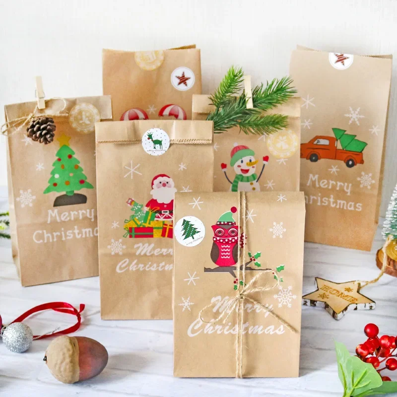 24Sets Christmas Kraft Paper Bags Santa Claus Snowman Fox Holiday Xmas Party Favor Bag Candy Cookie Pouch Gift Wrapping Supplies