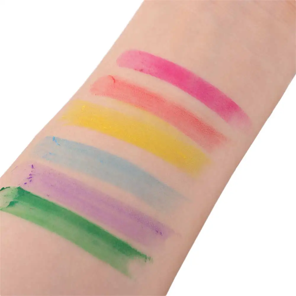 

6 Colors Pet Hair Dye Water Soluble Vibrant Colors Pet Hair Dye Stick Quick Dry Toxic-Free Pet Grooming Kit for Dog Cat