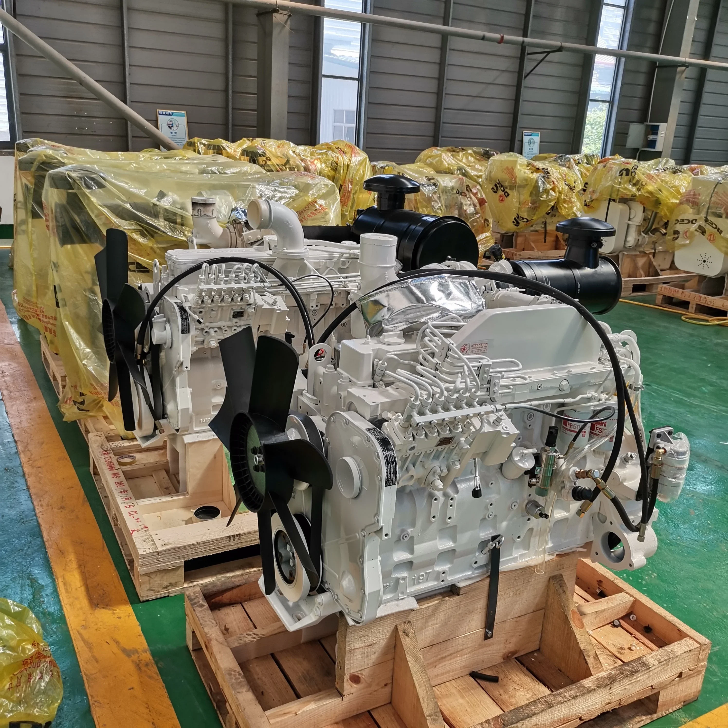 DCEC Generator Power 4-Stroke  Engine Assembly New 9L Boat Marine Machinery Complete 6LTAA8.9 GM200