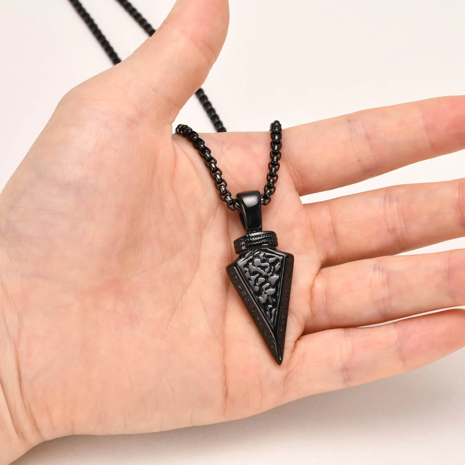 Men Cool Gothic Arrow Head Necklaces, Waterproof Stainless Steel Spear Pendant Collar, Rock Punk colar masculino