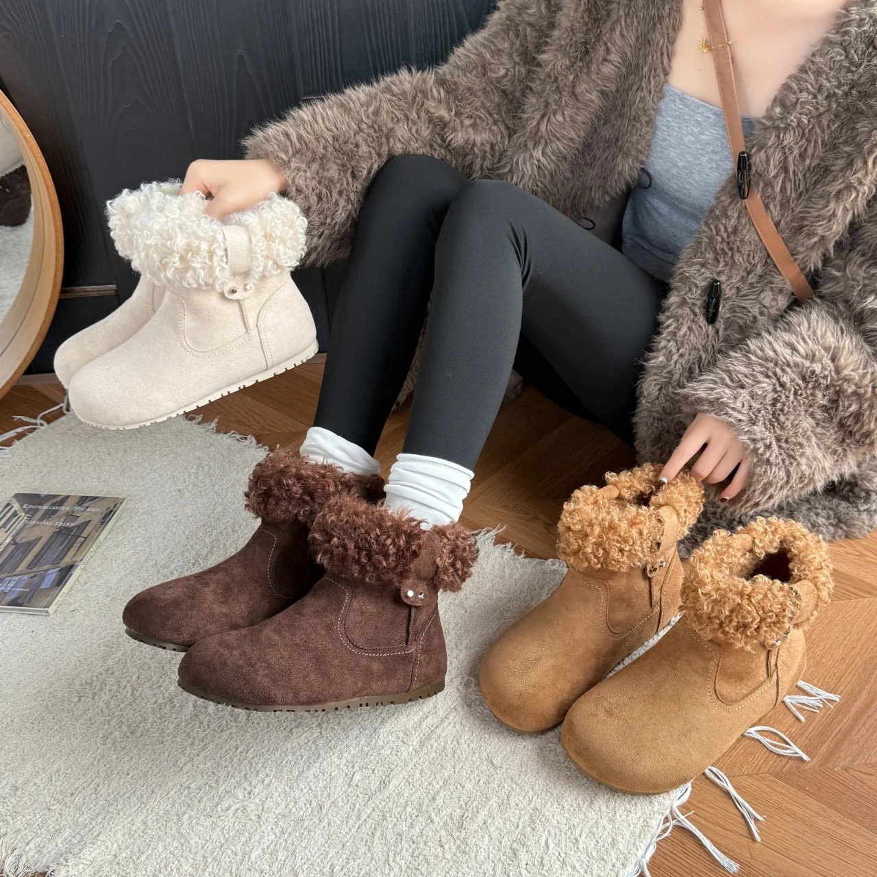 

2025 NEW Retro Lamb's Wool Snow Boots Casual Flat Bottom Slip on Plush Warm Cotton Shoe Soft Suede Solid Winter Women's Bottines