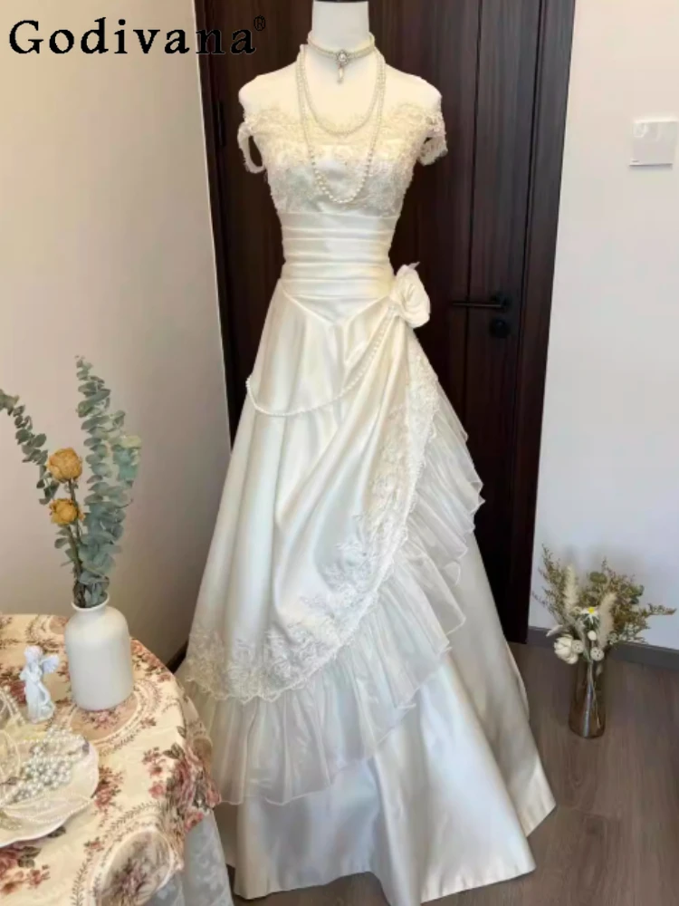 

Temperament Retro Lace Slash Neck White Strapless Wedding Dress Elegant Girl Fashion Sweet Lace Party Princess Long Dresses