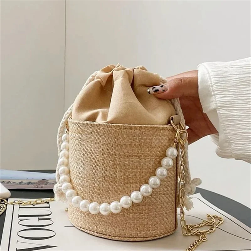 

Custom bridal Pearl handbag, woven bag, bridal shower gift, honeymoon gift, gifts for bride,bride to be hen party, Pearl clutch