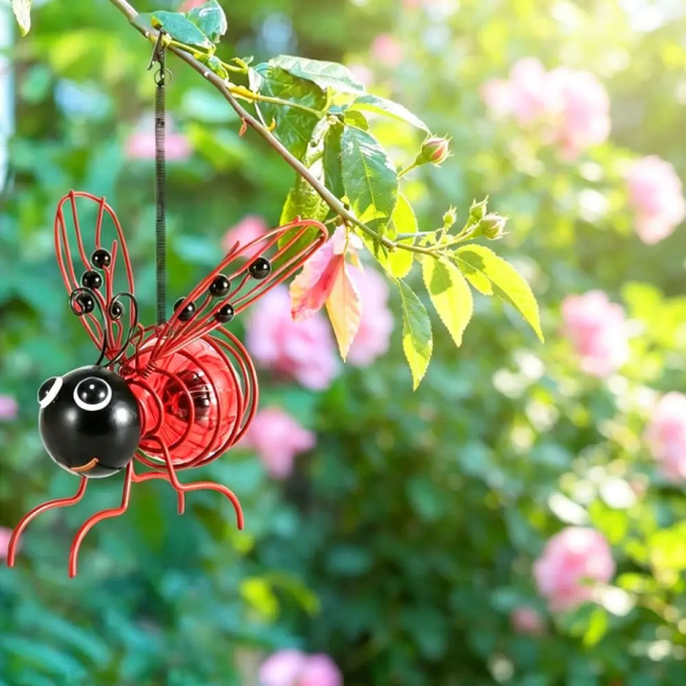 Creative Solar Metal Insect Light Outdoor Waterproof Garden Decoration Bee Butterfly Dragonfly Statue Hanging Lamp For Yard Lawn