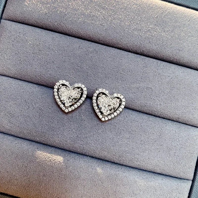 CAOSHI Shinning Heart Earrings Lady Engagement Ceremony Jewelry Silver Color Bright Cubic Zirconia Love Accessories for Wedding