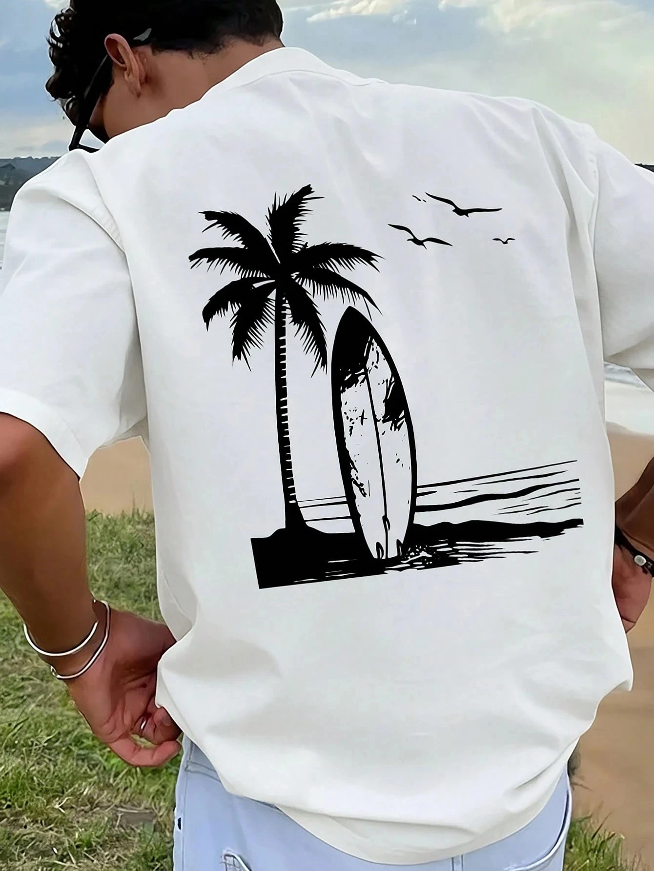 Back Print Palm Tree Surfboard Graphic T-shirt Men Women Beach Seagull Print Short Sleeve Casual Streetwear Tops