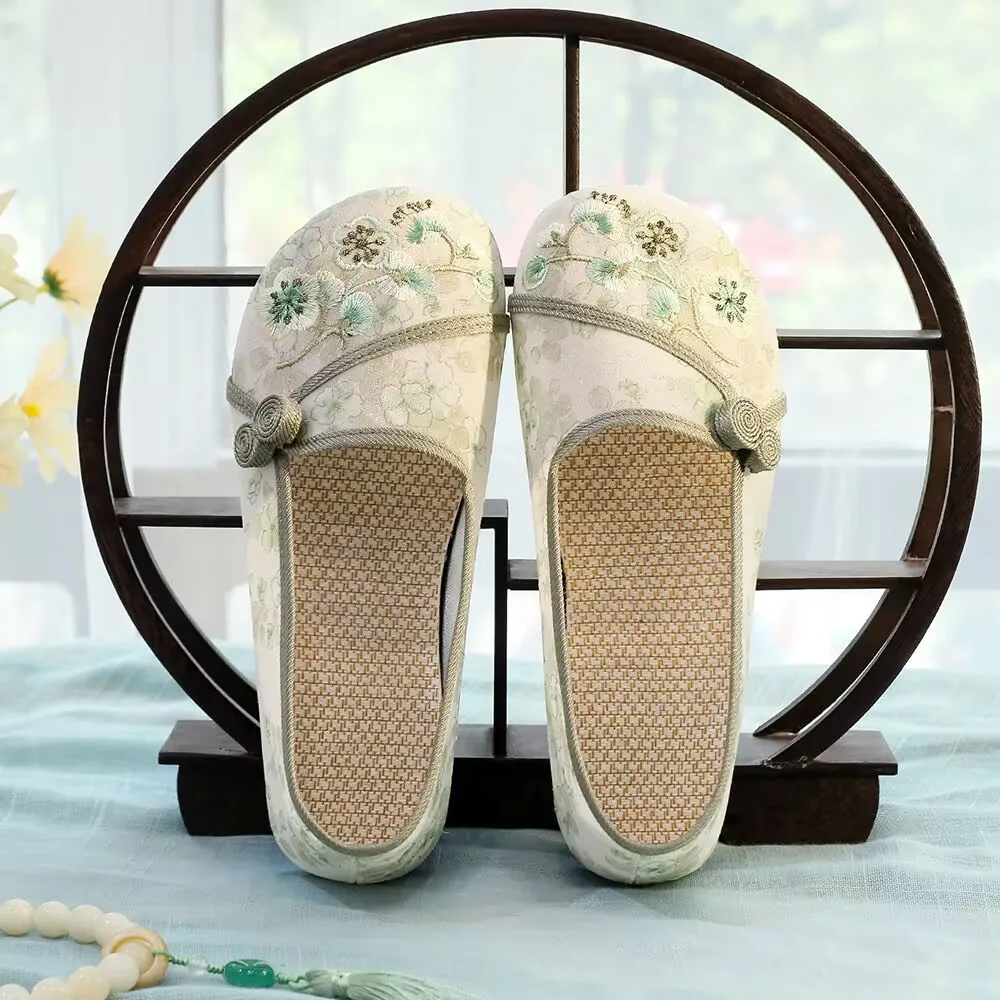 Summer Old Beijing Cloth Shoes Autumn Mom Chinese Style Embroidered Shoes Women Soft Bottom Breathable Cloth Casual Shoes 35-41