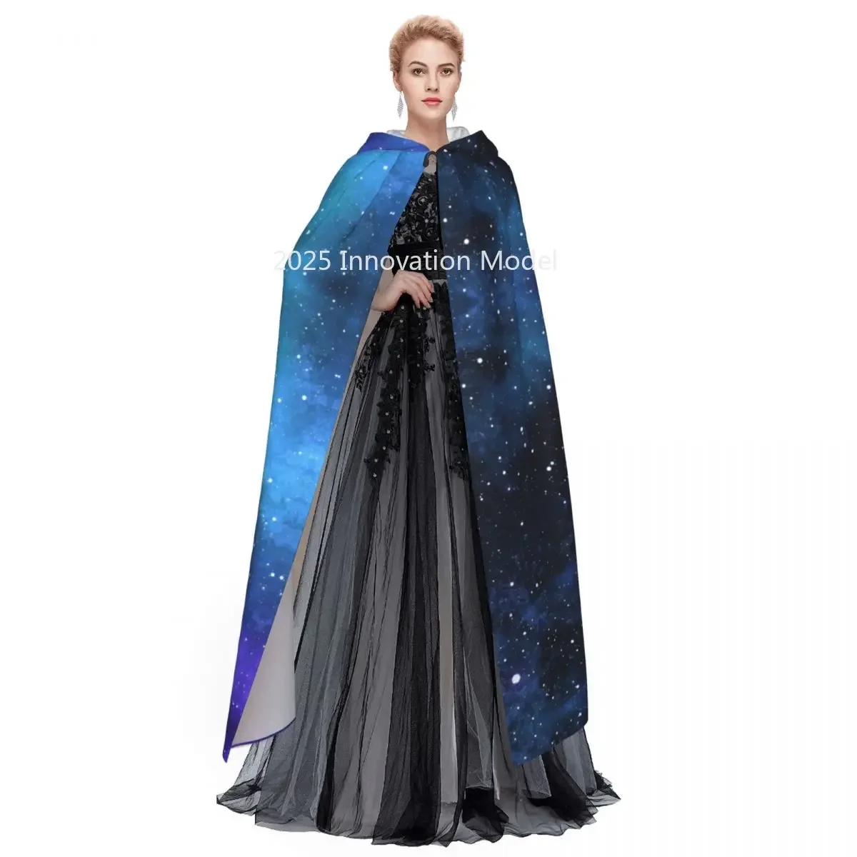 2025 جديد القرون الوسطى هالوين تأثيري عباءة مقنعين كيب نجوم الفضاء غالاكسي كوكبة زودياك ستار معطف طويل خندق زي Wiz