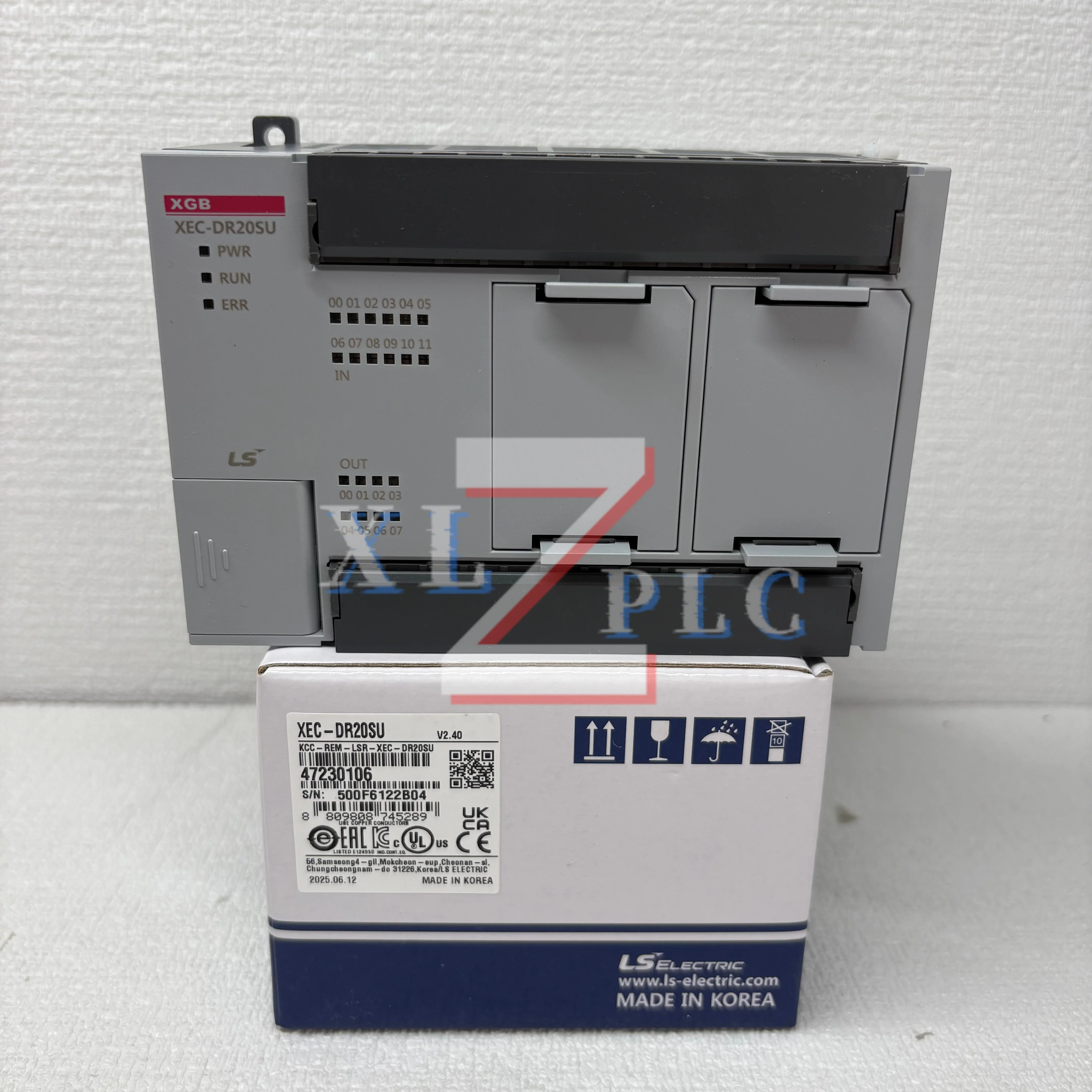 New original  PLC controller  XEC-DR20SU