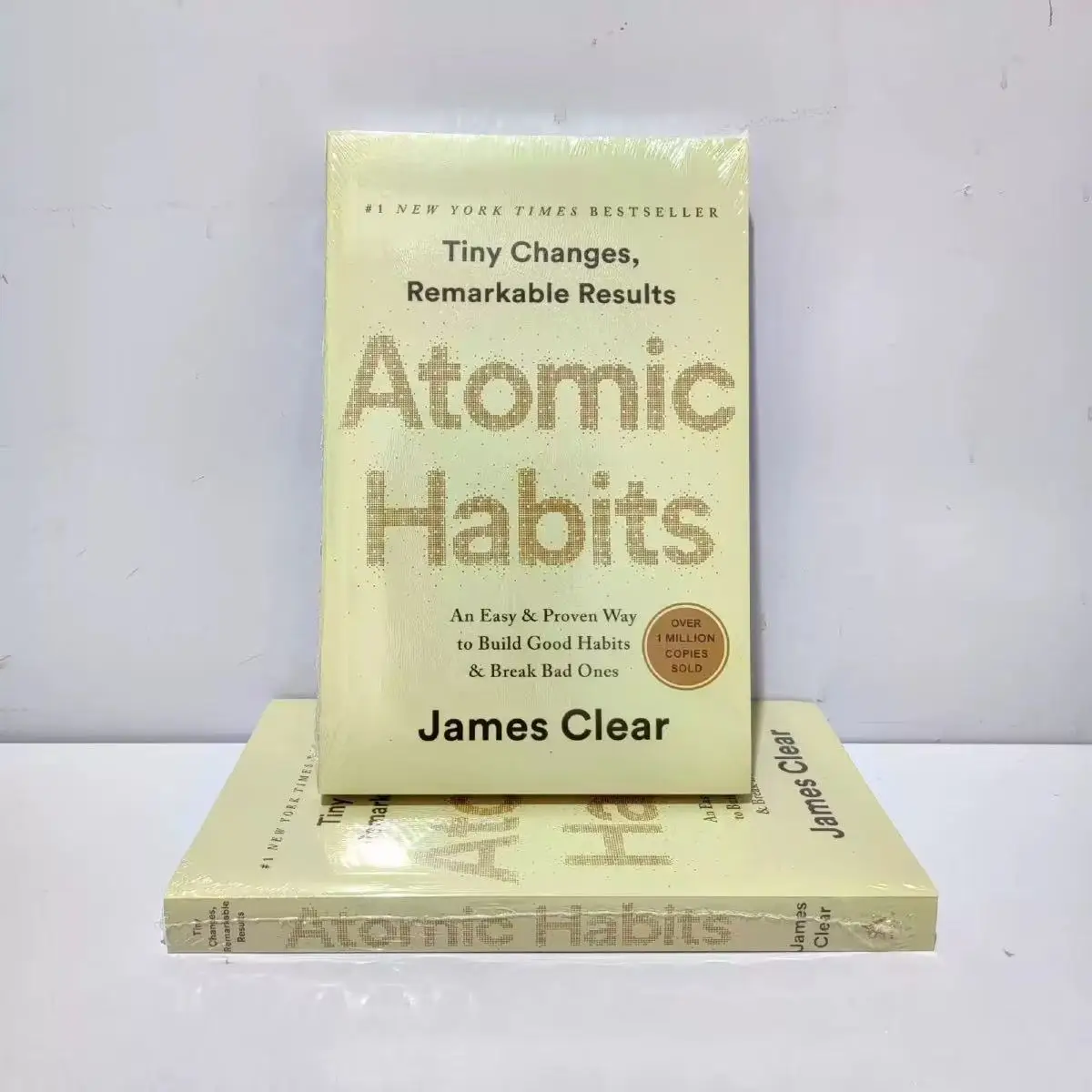 Abitudini atomiche di James Clear Un modo facile e comprovato per costruire buone abitudini, rompere i cattivi, autogestiamo, libri sull'auto-miglioramento