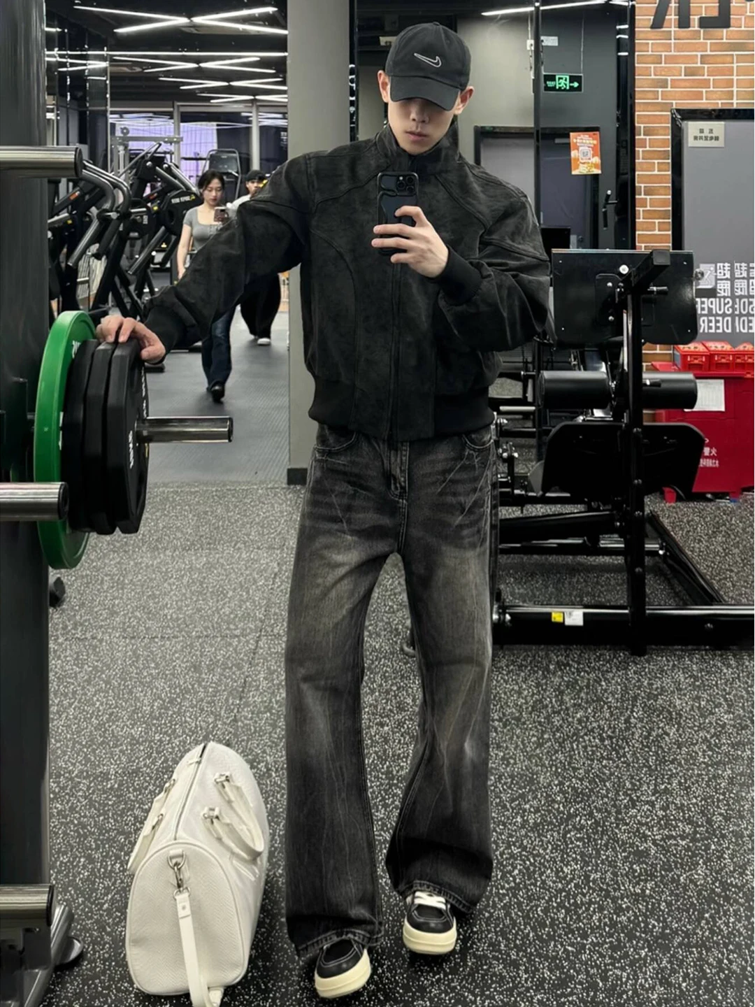 

Washed Black Faded Lightning Pattern Men's Jeans Slim Straight Leg Bell Bottoms American High Street Vibe Spring Youth Fashion