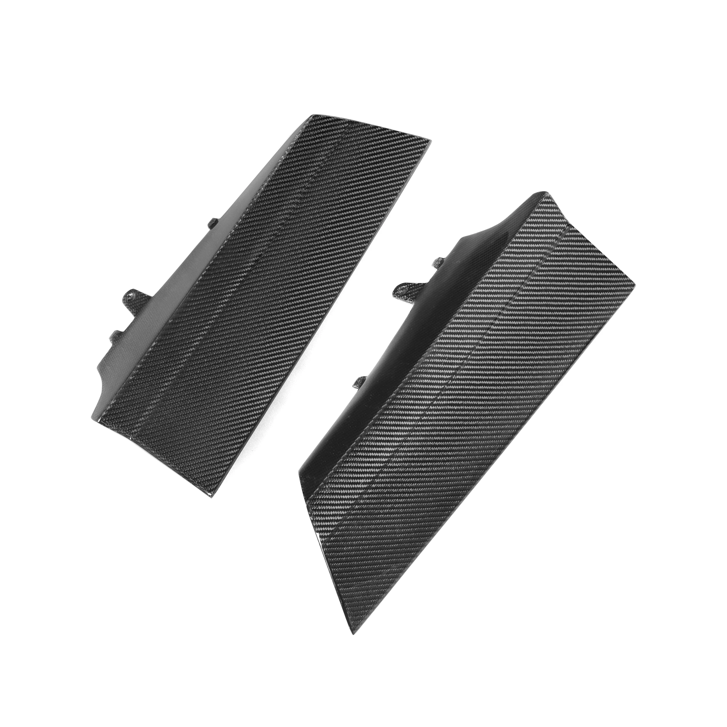 New Arrival Carbon Fiber Rear Bumper Body Kit for 7 Series G70 Sedan 2023+ Rear Diffuser Lip with Exhaust Pipe 4
