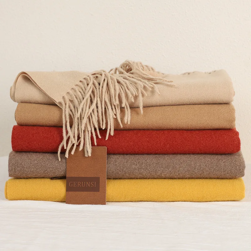 وشاح يشبه الباشمينا بلون موحد: شال وغلاف سميك 300 جرام، ضروري للشتاء.