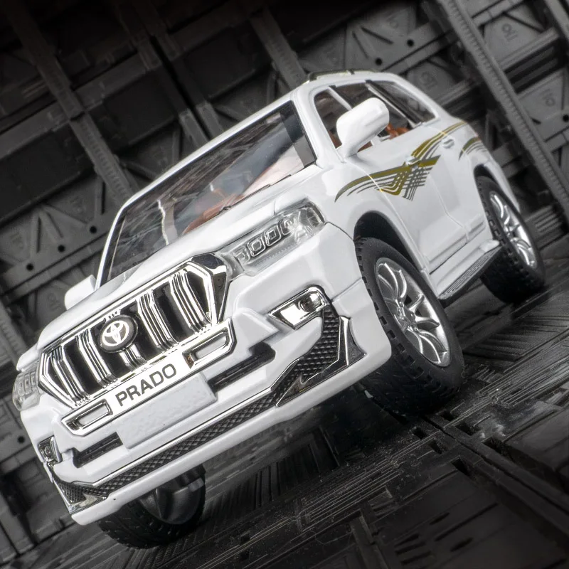 

1:24 Toyota Prado властная модель автомобиля из сплава, металлический внедорожник, двери и капот двигателя, багажник можно открыть