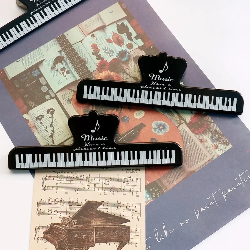 Piano Music Book Page Holder, Clip de partitura musical, Clip para Teclado Stands, Adorável Page Holder, 1Pc