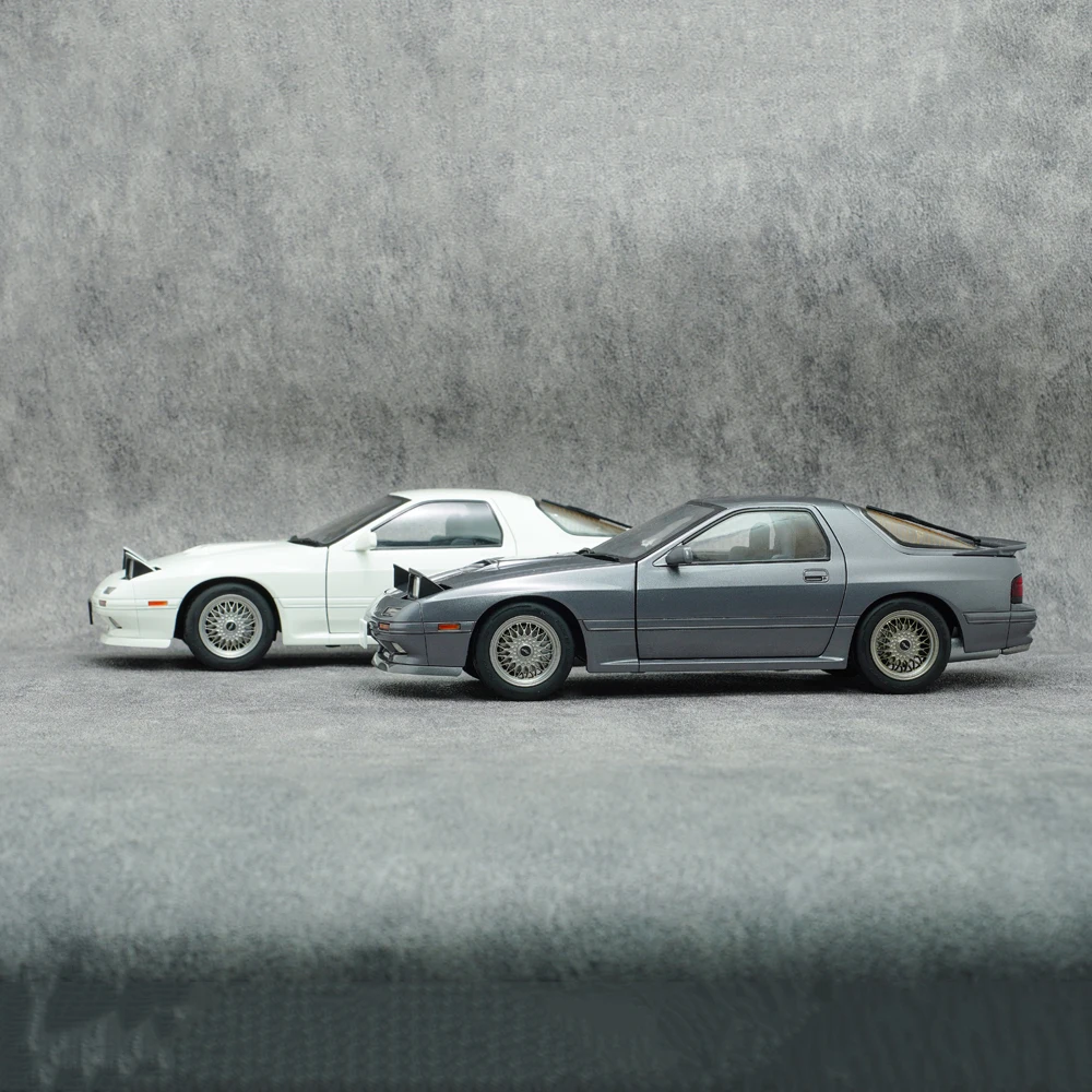 WHELART 1:18 modèle de voiture entièrement ouvert en alliage RX7 FC3S exclusif pour la Collection d'exposition HEC de pékin