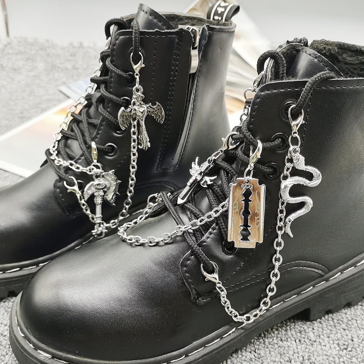 1PC Punk Bling Cross Shoe Chain Decoration Vintage Silvery Blade Shoe DIY Accessories Personalized Ax Shoe Clip Snake Shoe Charm
