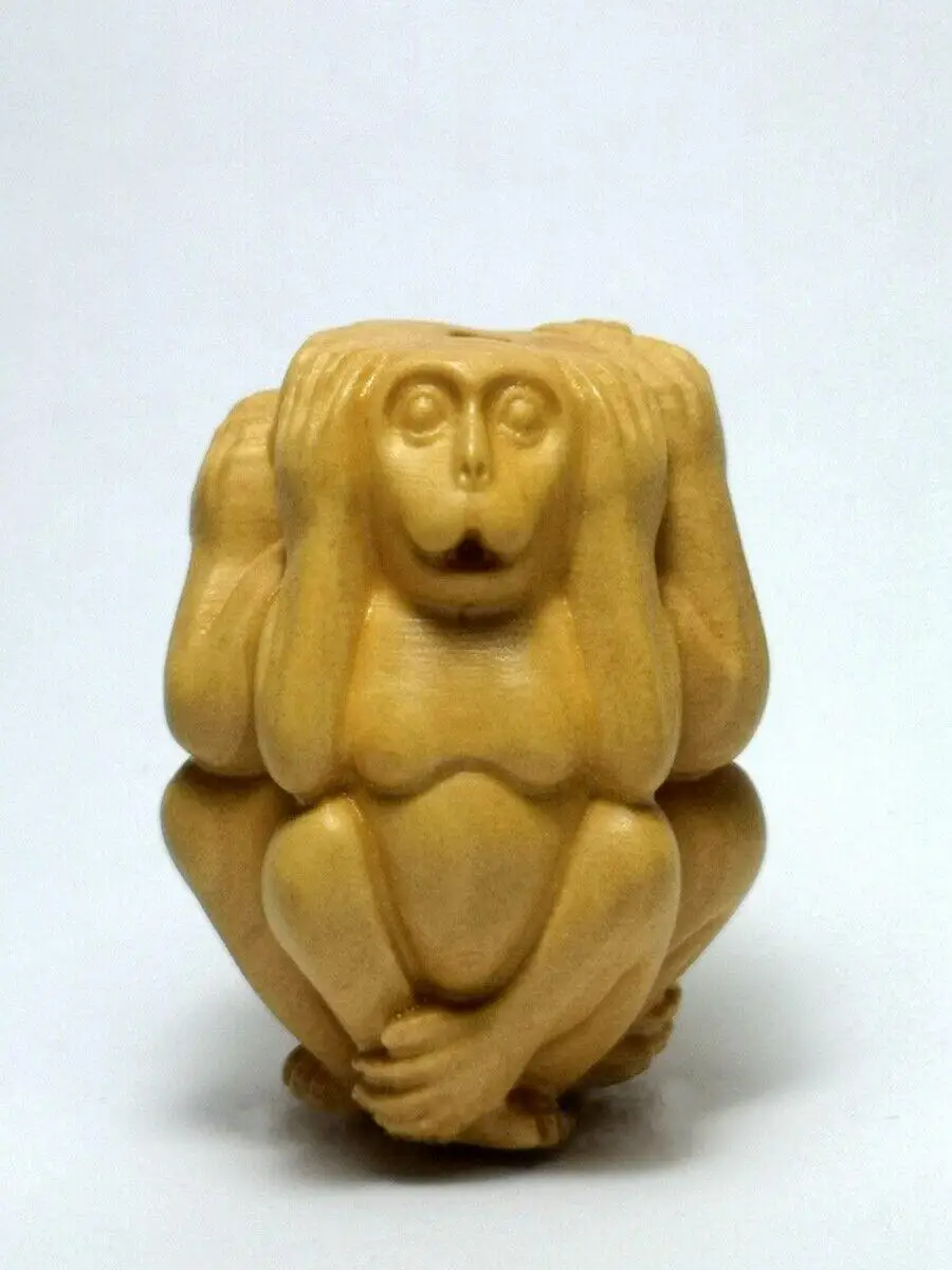Chinese boxwood hand carved Lovely 3 Monkey Figure statue netsuke collectable