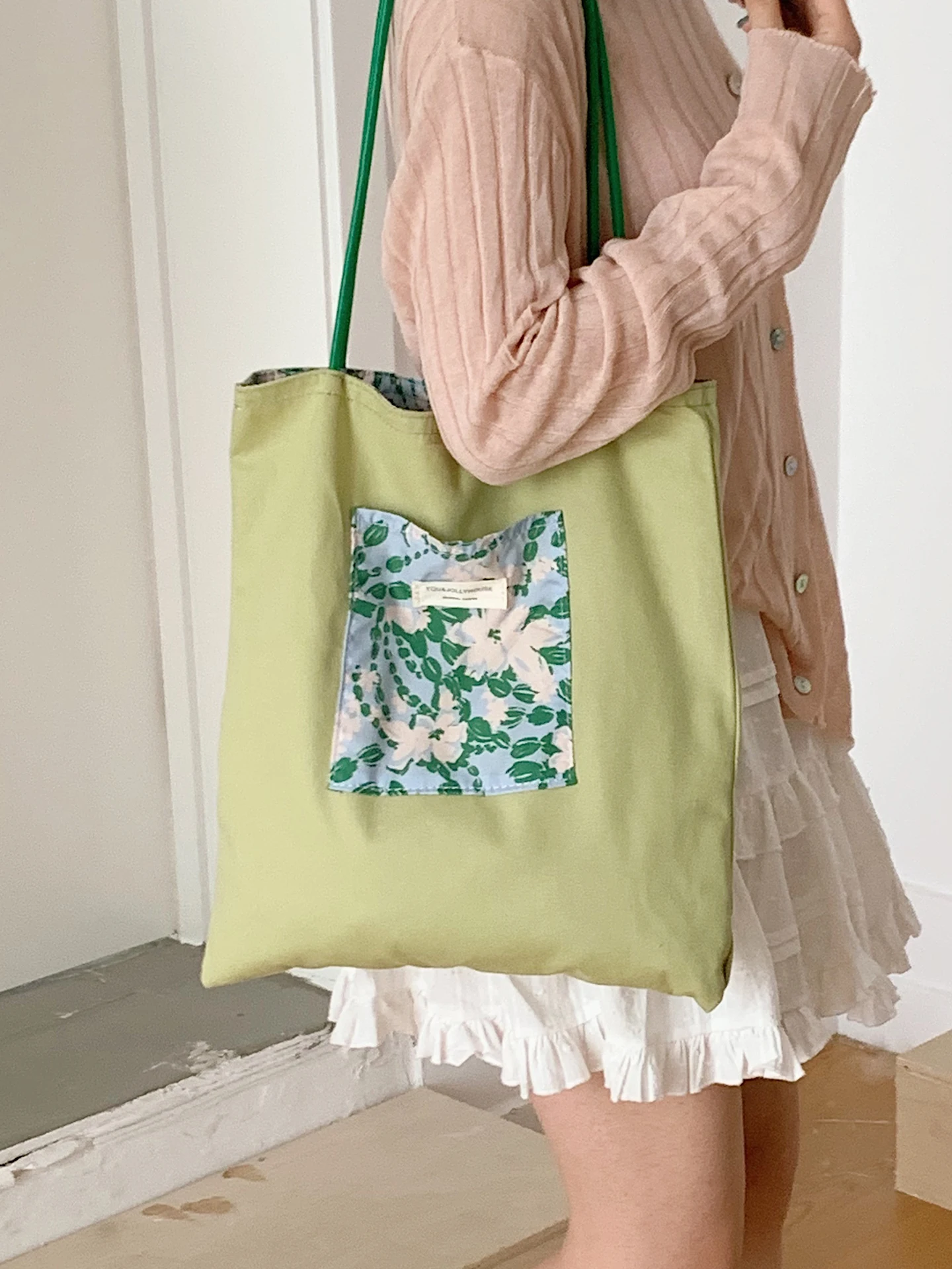 bolsa-tote-feminina-de-grande-capacidade-bolsa-de-ombro-para-o-dia-a-dia-moda-verao-2026-marca-ilinx-formato-quadrado-par