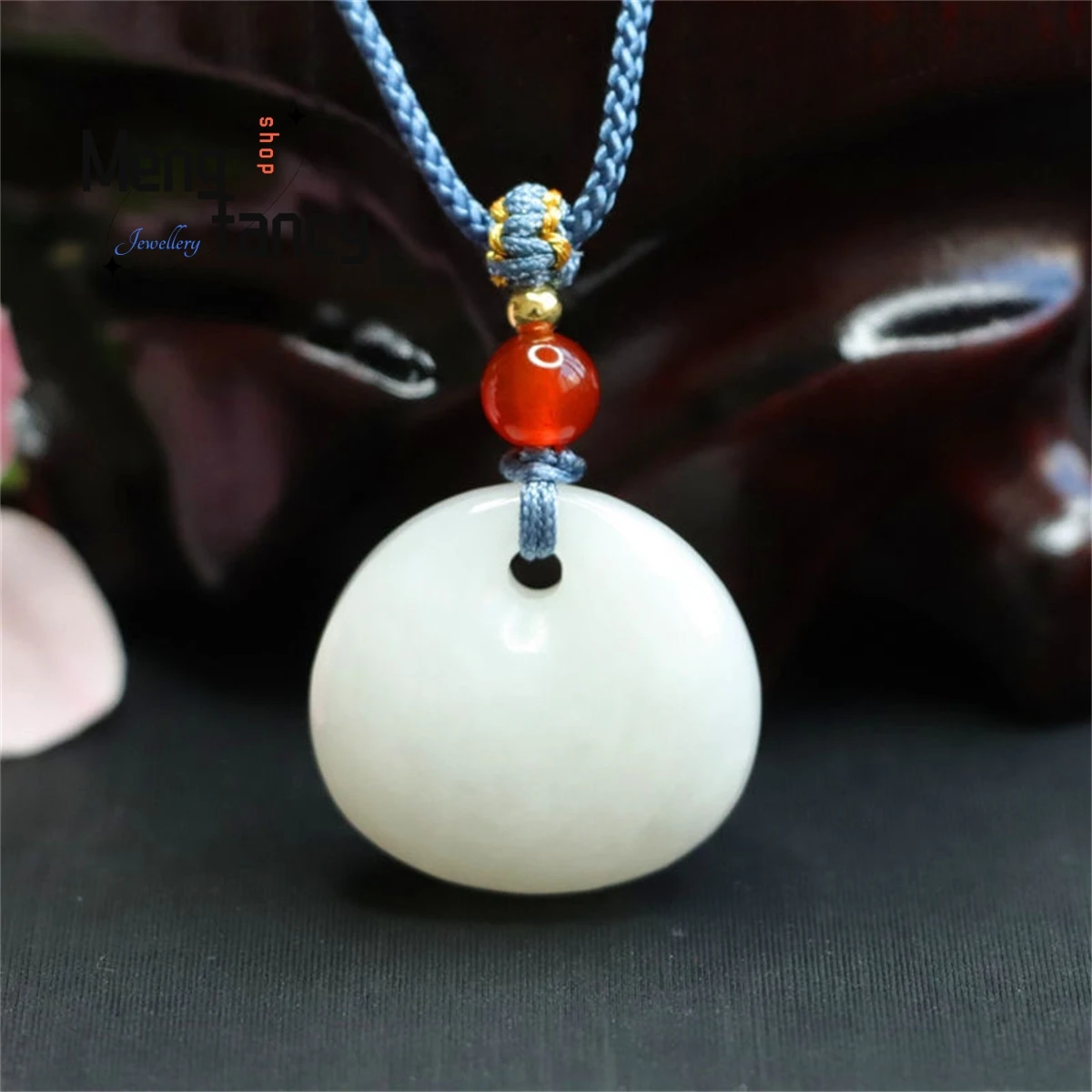 

Natural Hotan Sheep Fat White Jade Princess Buckle Pendant Simple Elegant Personalized Charm Fashion Versatile Exquisite Jewelry