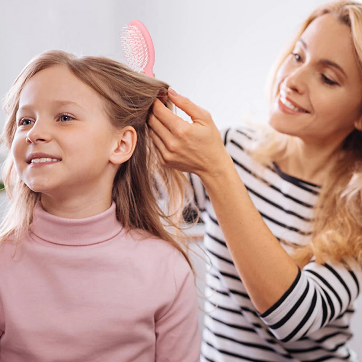 مجموعة فرش شعر صغيرة مكونة من 10 قطع، لون ناعم، مشط تقشير محمول مع وسادة هوائية خاصة للشعر المستعار الحقيقي ﻿