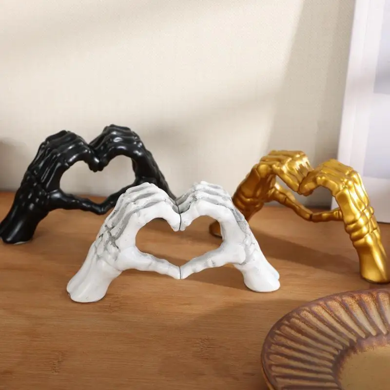 Resin Love Gesture Sculpture Desktop Decoration Sculpture Doll Nordic Light Luxury Crafts Office Home Decoration