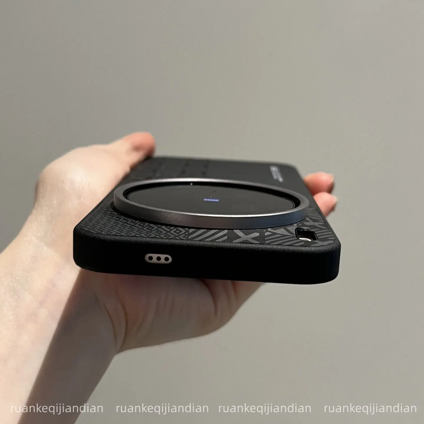 Etui Magsafe do VIVO X300 Ultra X300 Pro, luksusowe, ze skóry PU, magnetyczne, z obsługą bezprzewodowego ładowania, miękka krawędź, modne. — zdjęcie produktu 5