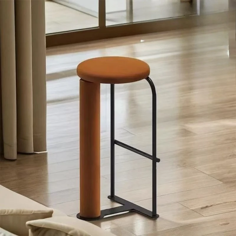 Рисунок 4 - Современный роскошный барный стул