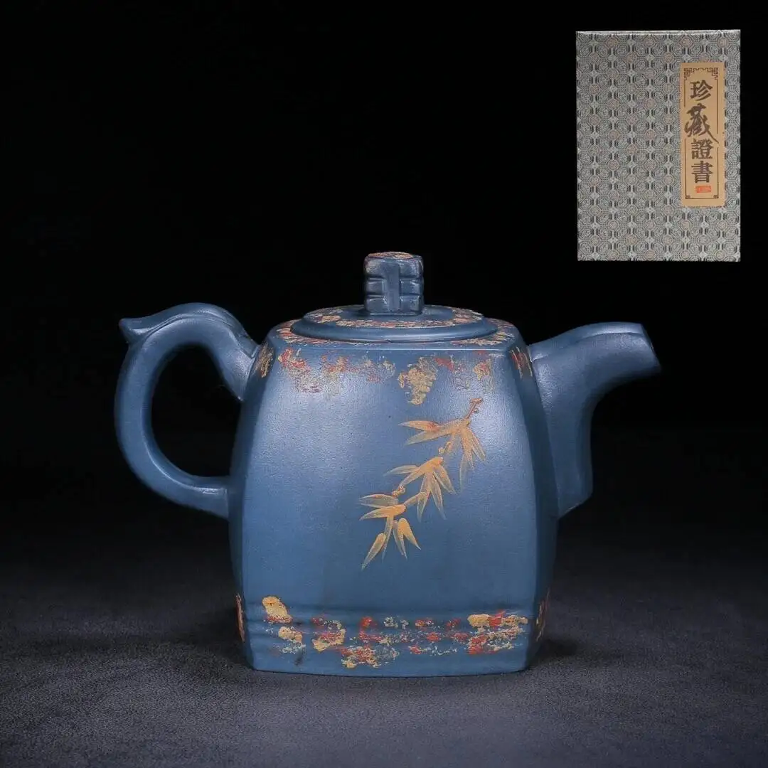

Chinese Yixing Zisha Clay Handcrafted Exquisite Square Teapot 420cc