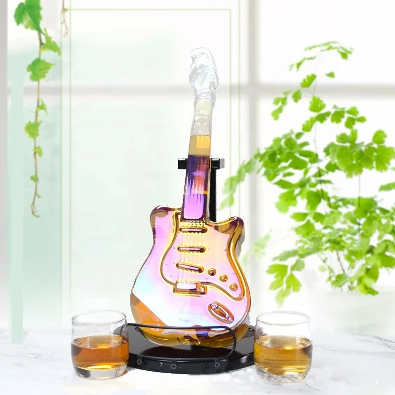 2000Ml guitar-shaped whisky bottle