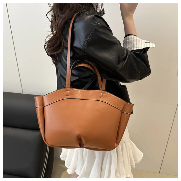 1 Stück Spezialtasche für Damen, große Kapazität, modische Joker-Umhängetasche, neue tragbare Handtasche für Pendler. – Detail 26