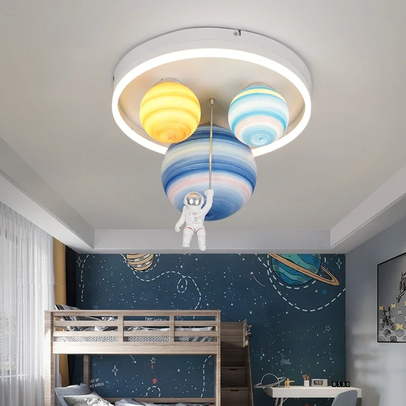 Astronaut astronaut planet ceiling lamp LED creative children's bedroom ceiling lamp boy's room cartoon lamp