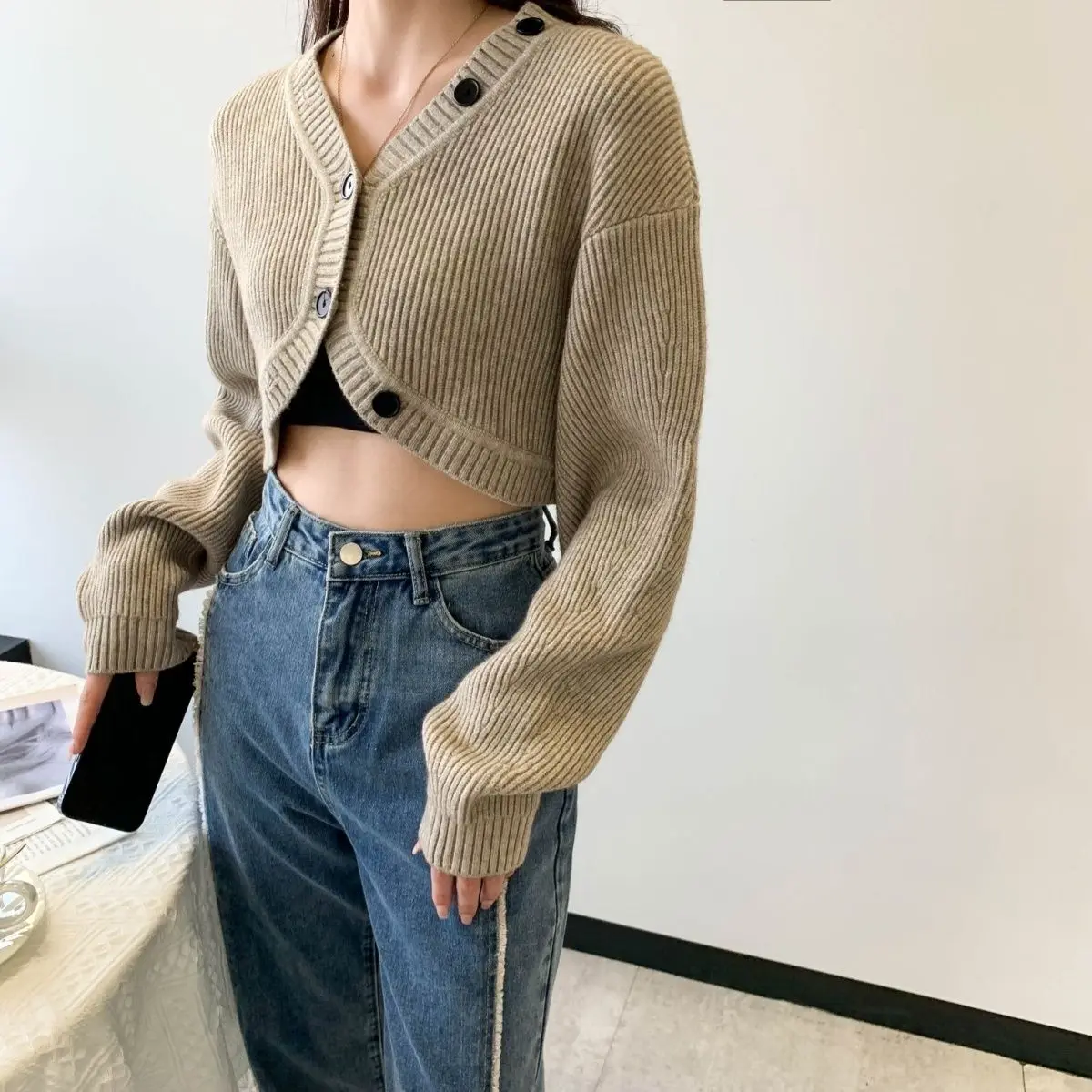 Autumn and Winter New Style Single-breasted Internet Celebrity High-waist Knitted Small Shawl with Thickening