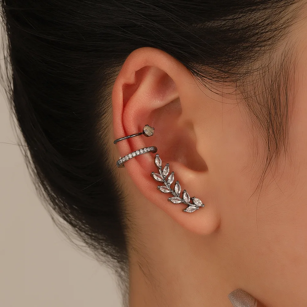 Korean Fashion Crystal Leaf Ear Clip Earrings For Women Jewelry New Zircon Ear Cuffs Without Hole Fake Piercing Earrings Set
